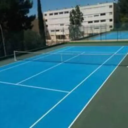 With Pool - Near سانت-ماندرييه-سور-مير